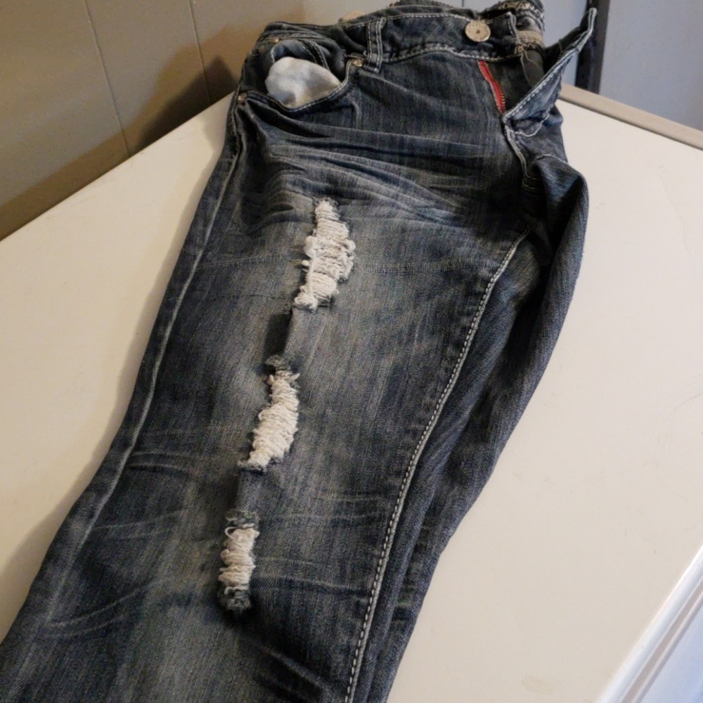 Jeans - Picture 3 of 4